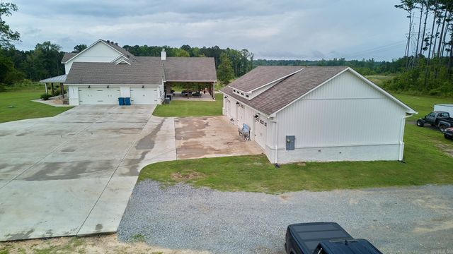 28244 S Sardis Road, Bauxite, AR 72011