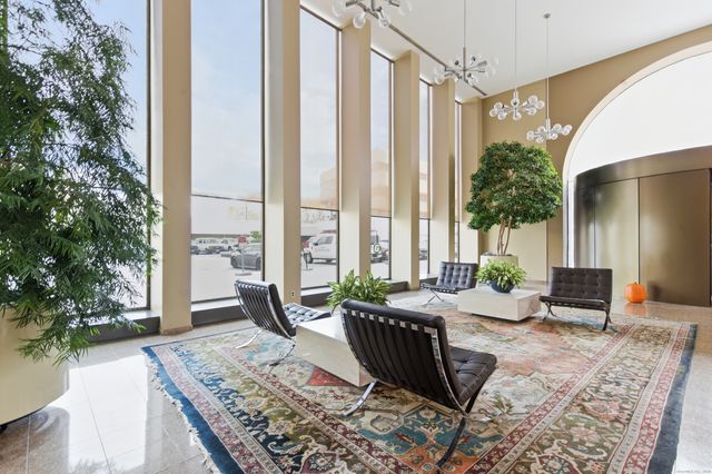 1 Gold Street APT 11F, Hartford, CT 06103