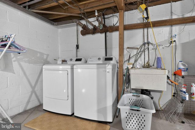 121 S LIMEKILN PIKE, Chalfont, PA 18914