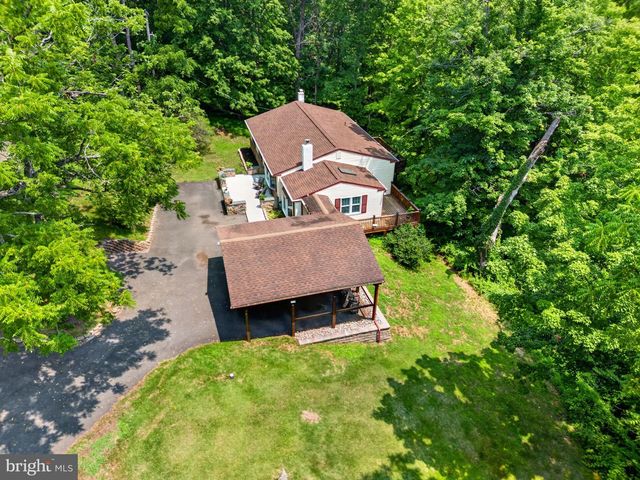 121 S LIMEKILN PIKE, Chalfont, PA 18914