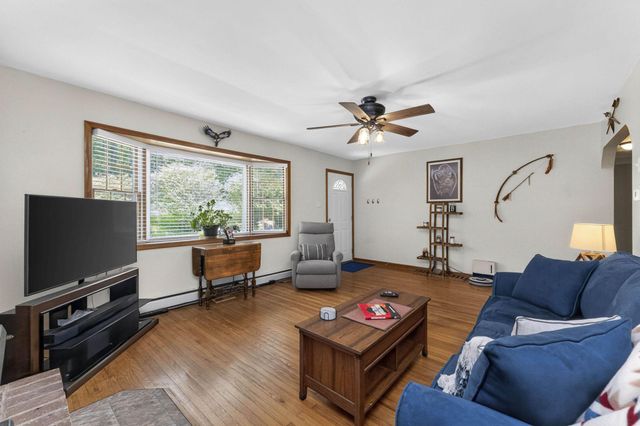 121 S LIMEKILN PIKE, Chalfont, PA 18914