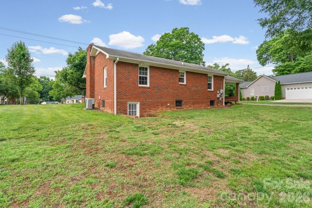 301 Milling Road, Mocksville, NC 27028