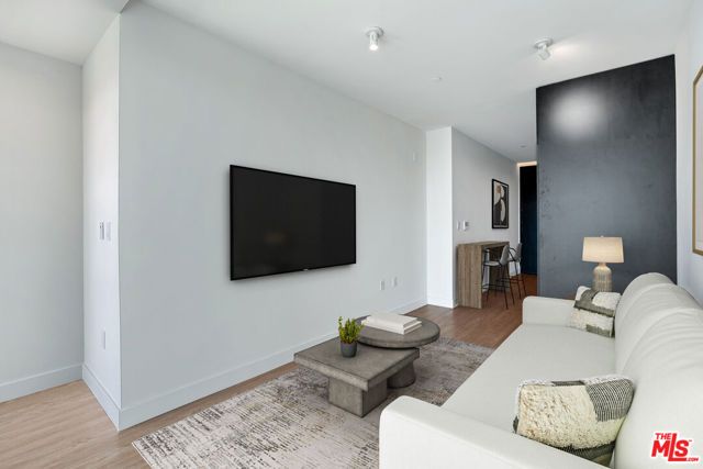 3667 Keystone Avenue 434, Los Angeles, CA 90034