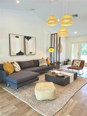 220 18th AVE NW, Naples, FL 34120