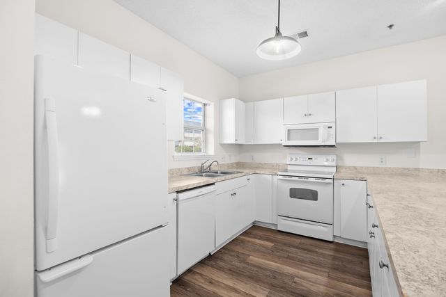 3943 Gladiola Ct Unit 103, Myrtle Beach, SC 29588