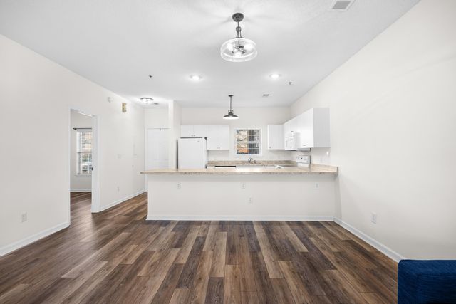 3943 Gladiola Ct Unit 103, Myrtle Beach, SC 29588