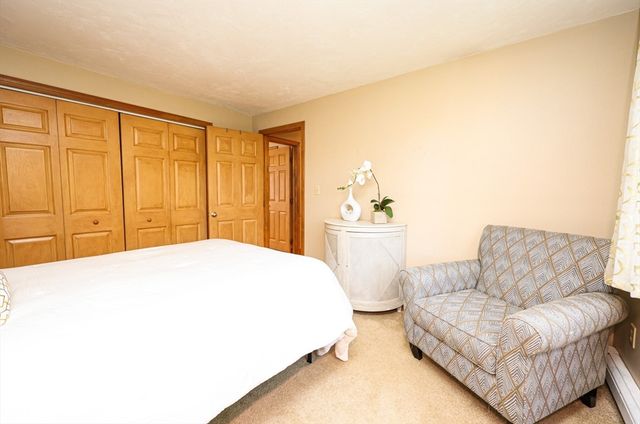 57 Sheri Ln, Weymouth, MA 02190