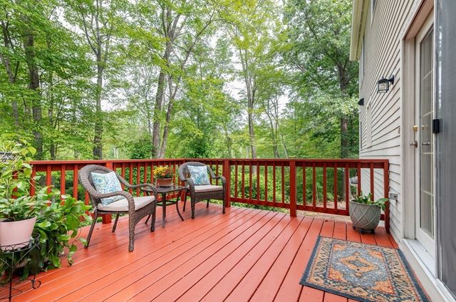 57 Sheri Ln, Weymouth, MA 02190