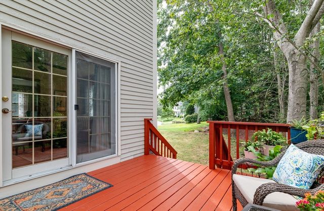 57 Sheri Ln, Weymouth, MA 02190