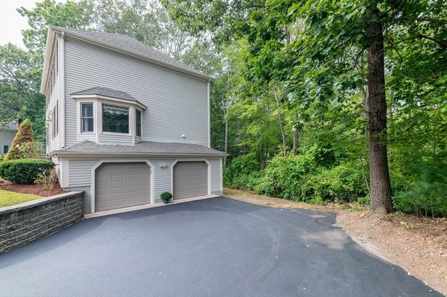 57 Sheri Ln, Weymouth, MA 02190