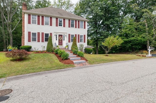 57 Sheri Ln, Weymouth, MA 02190