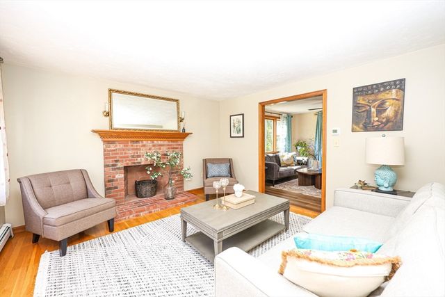 57 Sheri Ln, Weymouth, MA 02190