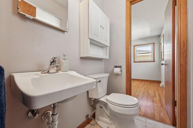 905 Ostergaard AVENUE, Racine, WI 53406