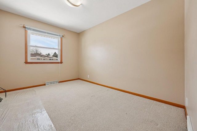 905 Ostergaard AVENUE, Racine, WI 53406