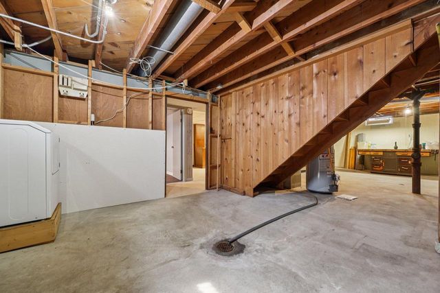 905 Ostergaard AVENUE, Racine, WI 53406