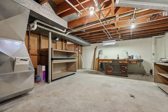 905 Ostergaard AVENUE, Racine, WI 53406