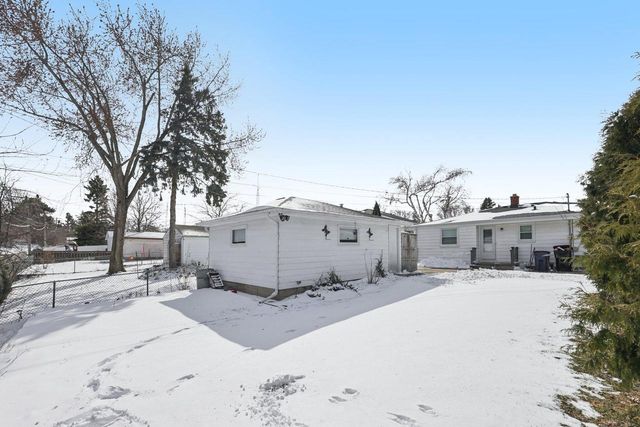 905 Ostergaard AVENUE, Racine, WI 53406