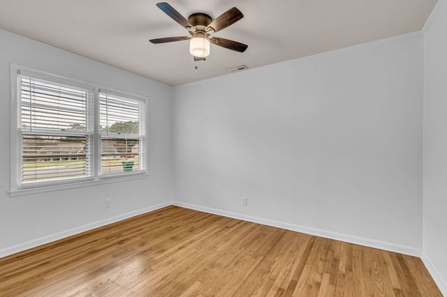 1102 N High St, Winchester, TN 37398