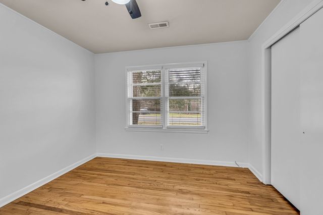 1102 N High St, Winchester, TN 37398