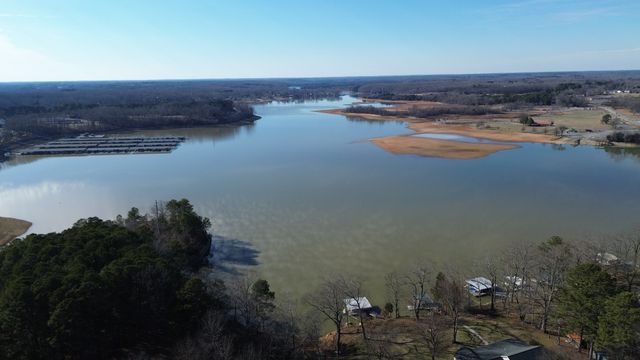 1102 N High St, Winchester, TN 37398