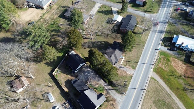 1102 N High St, Winchester, TN 37398