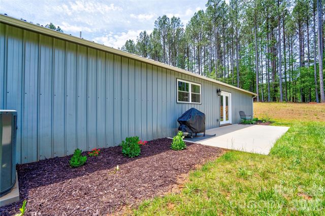 1733 Timber Drive, Mooresboro, NC 28114