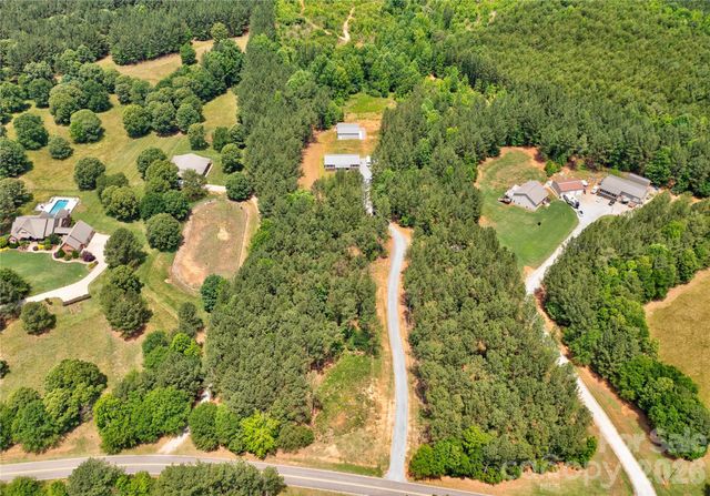 1733 Timber Drive, Mooresboro, NC 28114