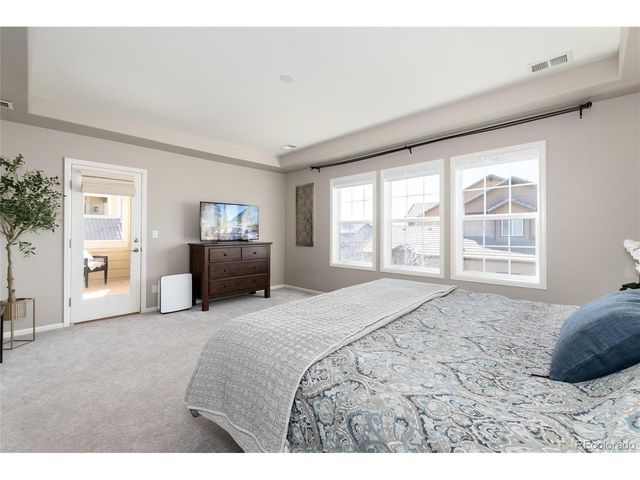 10480 Skyreach Rd, Highlands Ranch, CO 80126