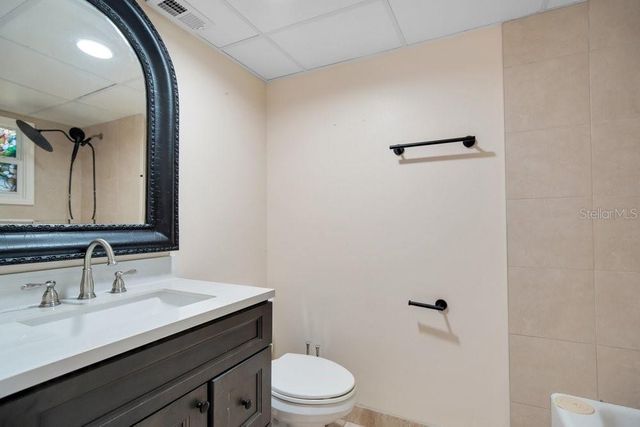 110 W WASHINGTON AVENUE, Deland, FL 32720