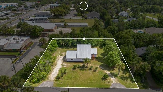 110 W WASHINGTON AVENUE, Deland, FL 32720