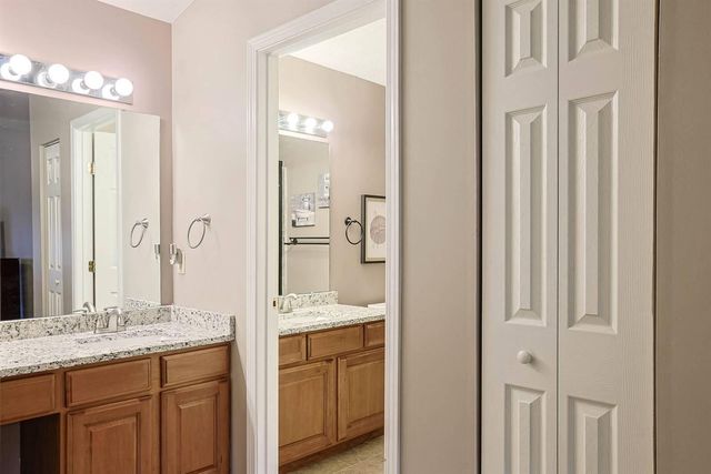 2284 Medlock Lane, 208, Burlington, KY 41005