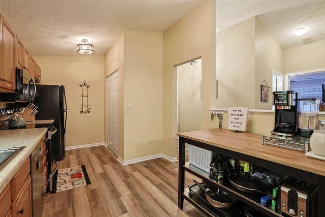 2284 Medlock Lane, 208, Burlington, KY 41005