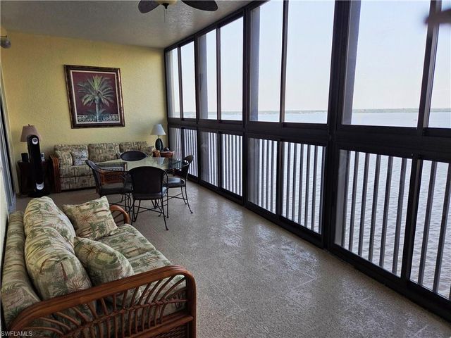 2797 1st ST 804, Fort Myers, FL 33916