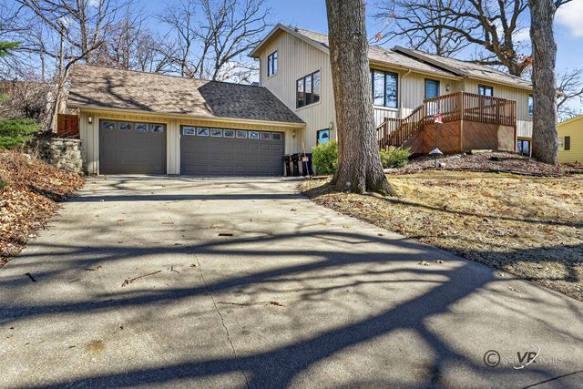 1731 S Demeter Drive, Freeport, IL 61032