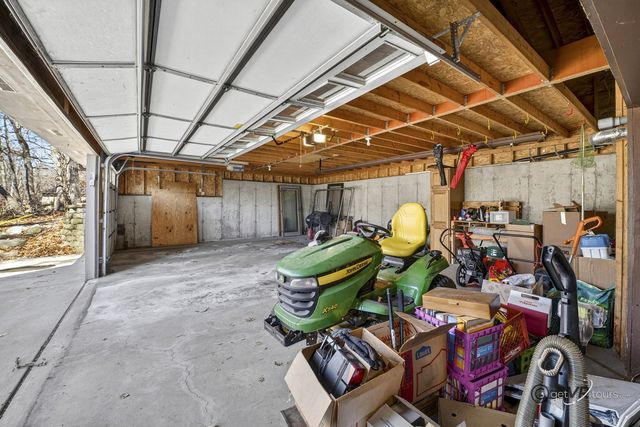 1731 S Demeter Drive, Freeport, IL 61032