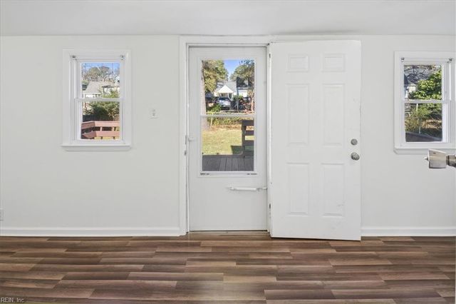 526 Birmingham AVE, Norfolk, VA 23505