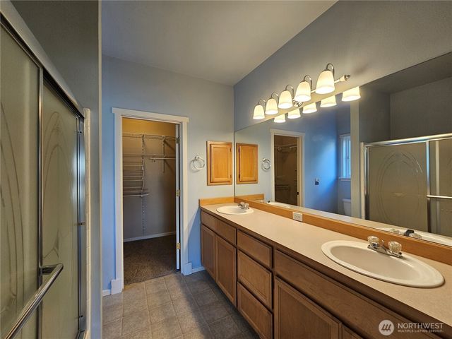 3115 52nd Place NE, Tacoma, WA 98422