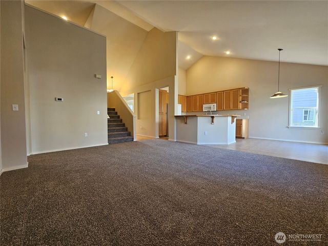 3115 52nd Place NE, Tacoma, WA 98422