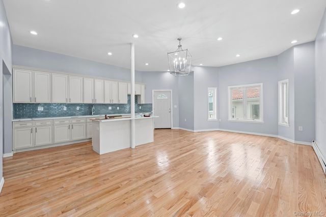 21908 138th Road, Laurelton, NY 11413