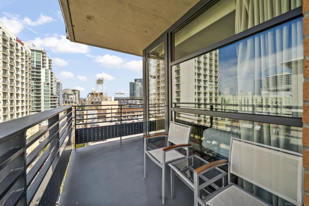 207 5th Ave 1148, San Diego, CA 92101