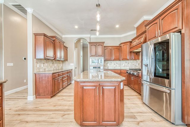 12629 Bronco Road, Madera, CA 93636