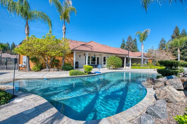 12629 Bronco Road, Madera, CA 93636