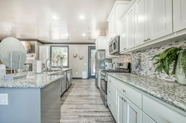 12629 Bronco Road, Madera, CA 93636