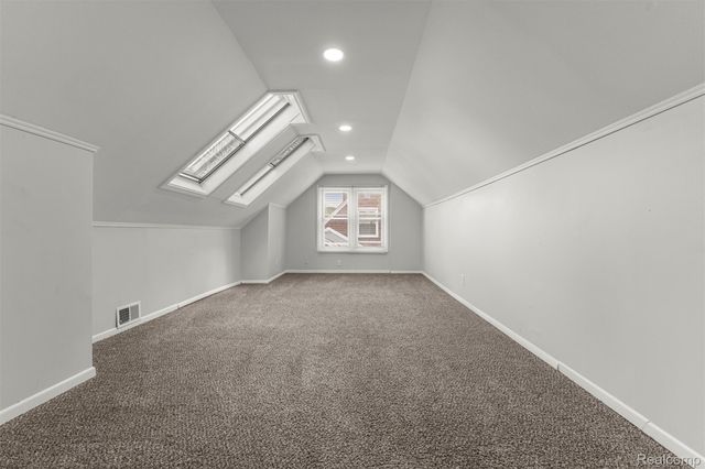 21311 Outer Drive, Dearborn, MI 48124
