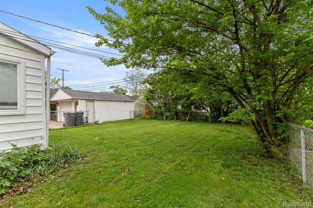 21311 Outer Drive, Dearborn, MI 48124