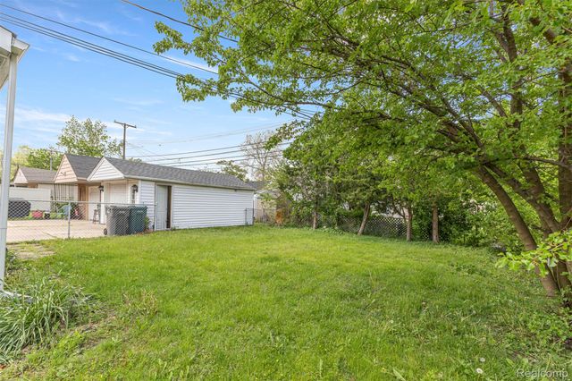 21311 Outer Drive, Dearborn, MI 48124
