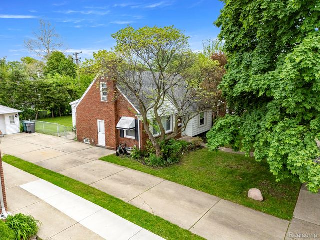 21311 Outer Drive, Dearborn, MI 48124