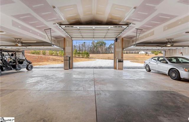 411 Sweetwater Club Drive, Seneca, SC 29672