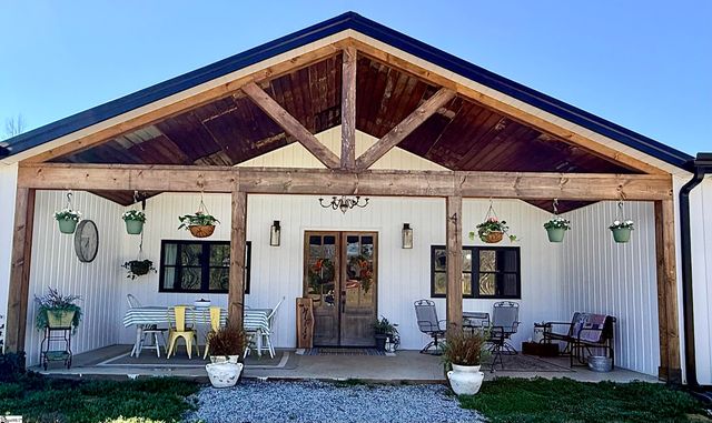 411 Sweetwater Club Drive, Seneca, SC 29672