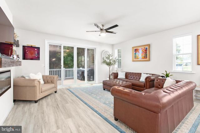 6306 BOBCAT LN, King George, VA 22485